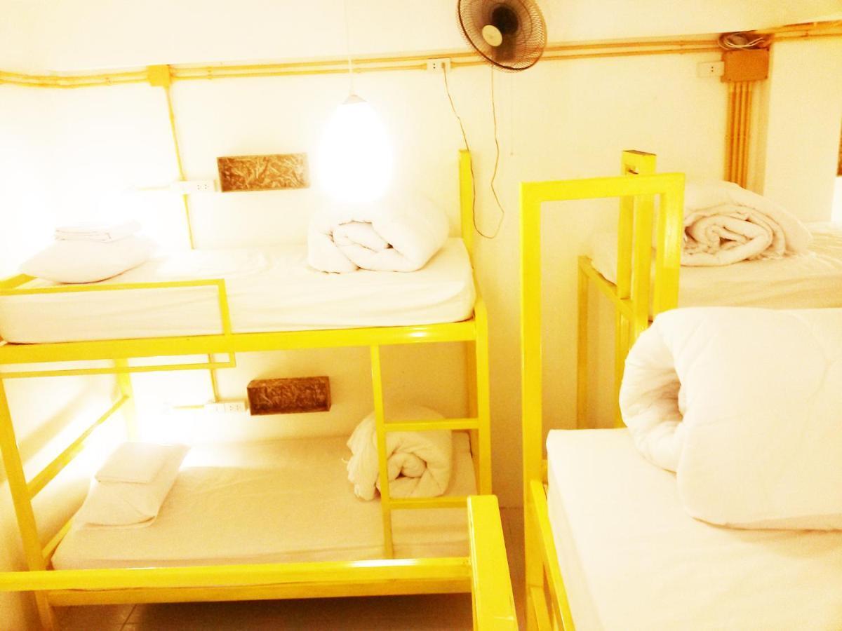 Safe And Sound Hostel Chiang Mai Zimmer foto